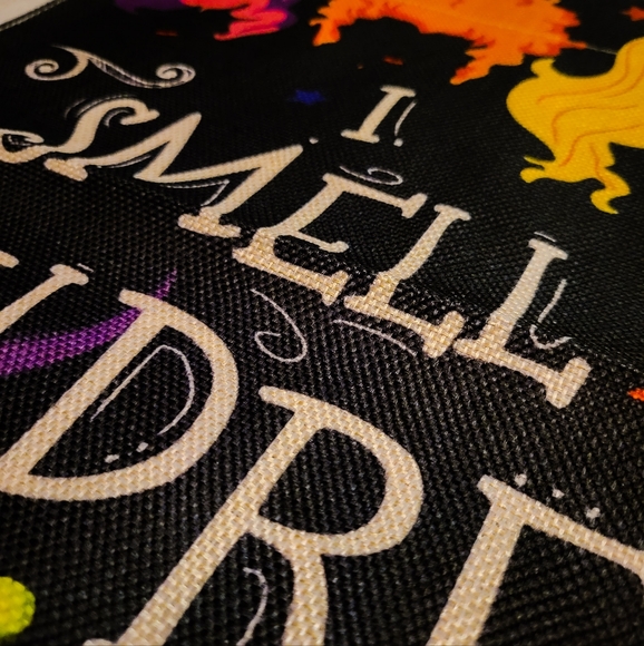 NWT HOCUS POCUS YARD FLAGS - Picture 3 of 5